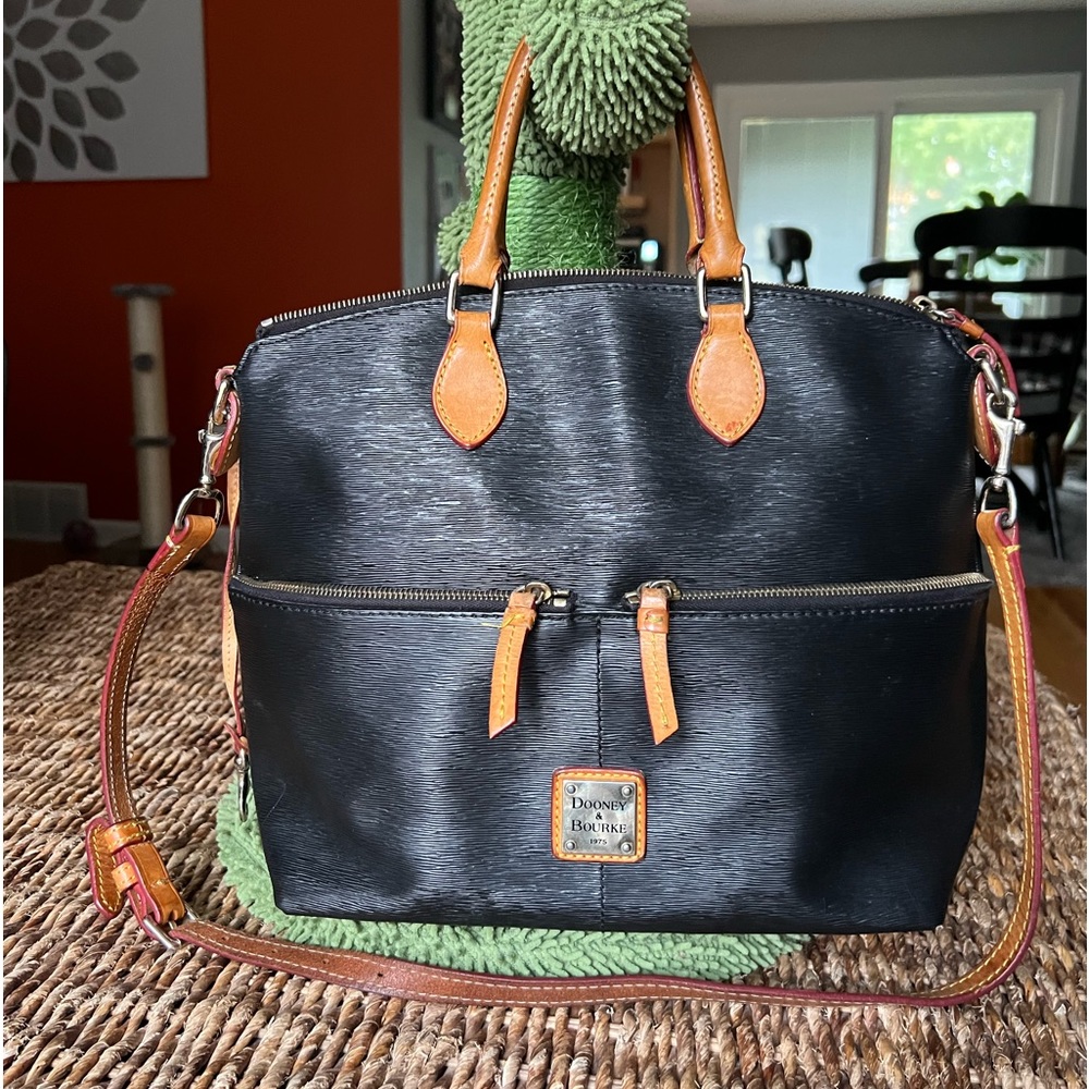 🖤Dooney & Bourke Black Purse🖤
